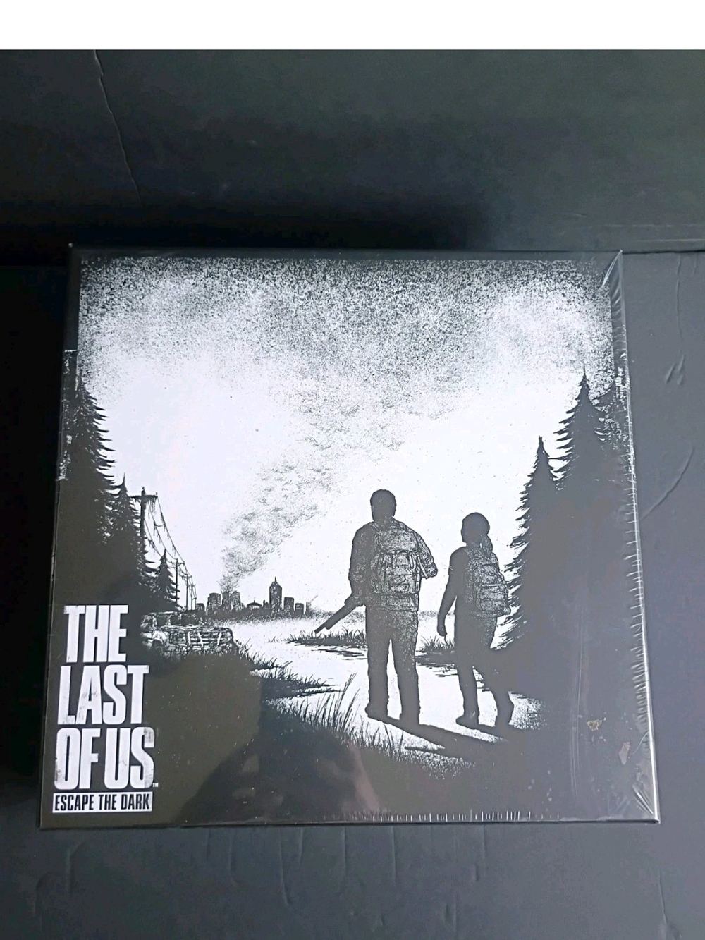 The Last of Us: Escape the Dark TBL201 Brand New Sealed